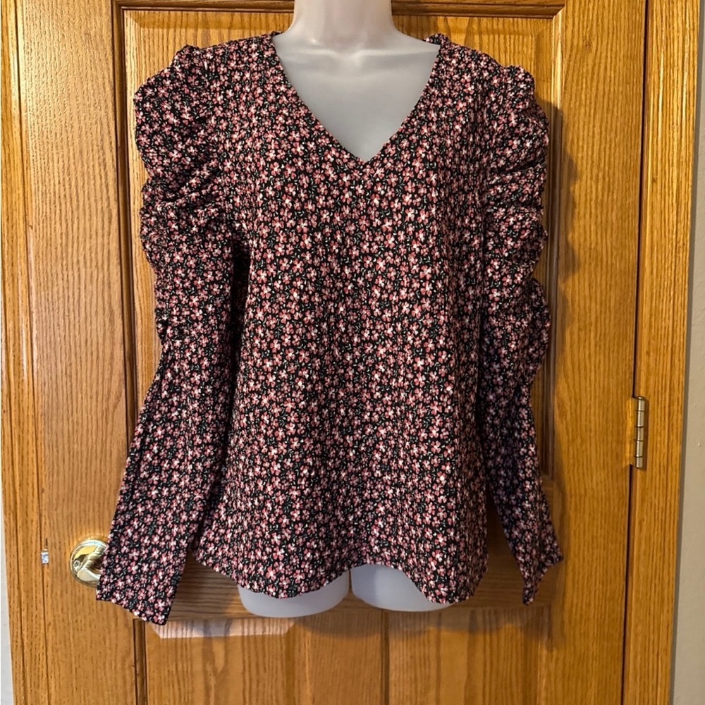 LOFT Floral Top~ Large